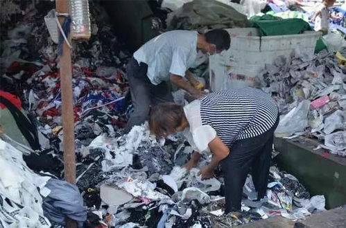这个布老板太嚣张 数百家服装厂被强行收走废布料,却分文未得